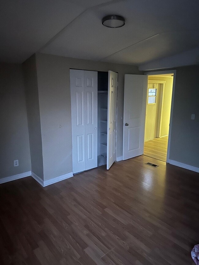 Building Photo - Bryson Mobile Home