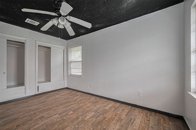 Building Photo - 423 Gammon Dr