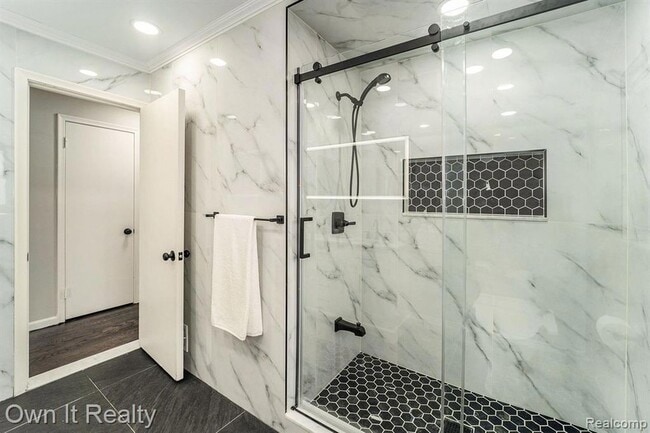 Building Photo - 5972 McMillan St