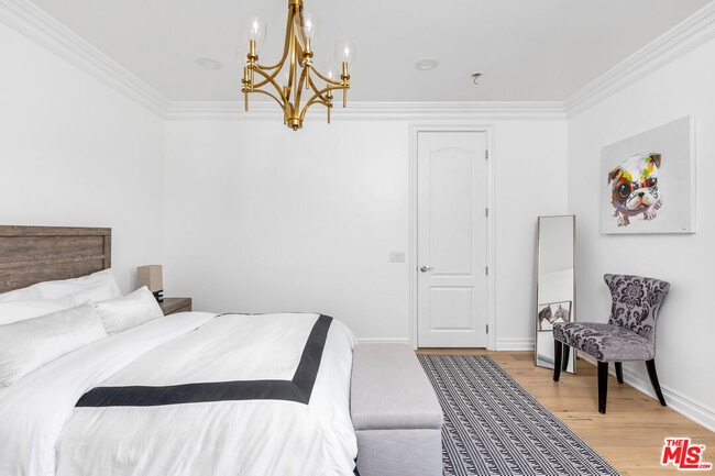 Building Photo - 25490 Prado De Las Bellotas