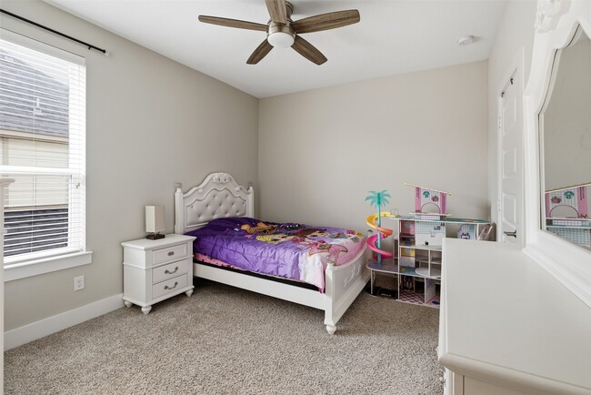 Building Photo - 417 Ripple Edge Ct
