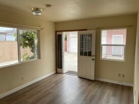 Building Photo - 4849 W 133rd St