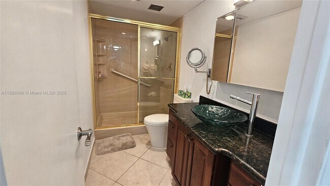 Building Photo - 1980 S Ocean Dr