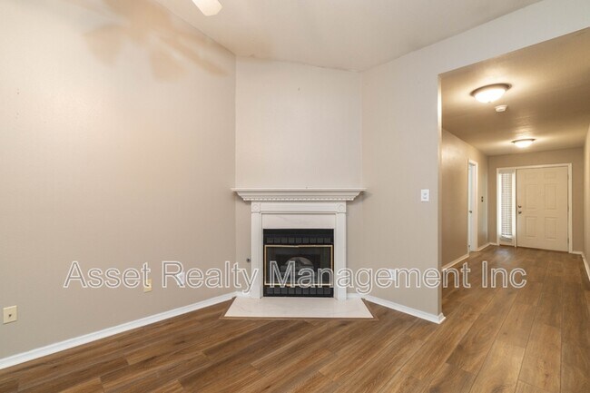 Building Photo - 8613 Little Field Way