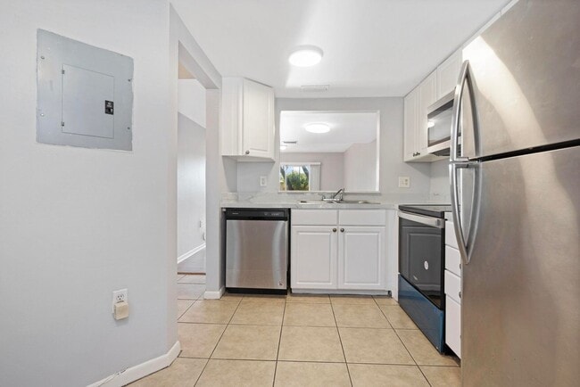 Building Photo - 4080 NW 90th Ave