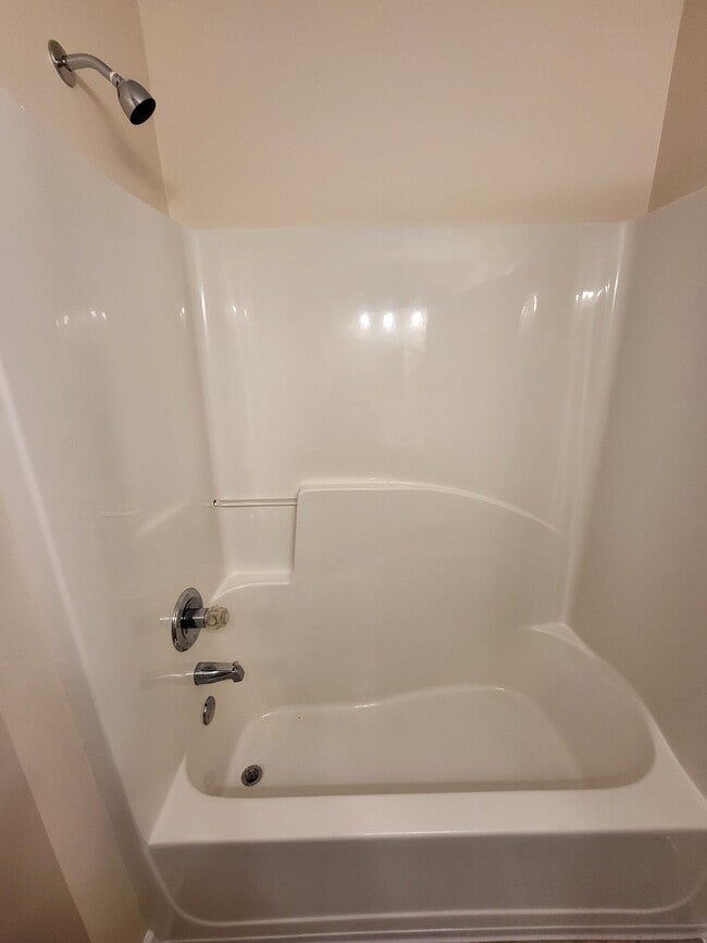 Building Photo - 6091 Camden Forrest Ct