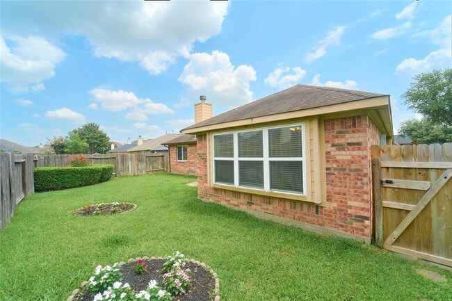 Building Photo - 9518 Denfield Ln