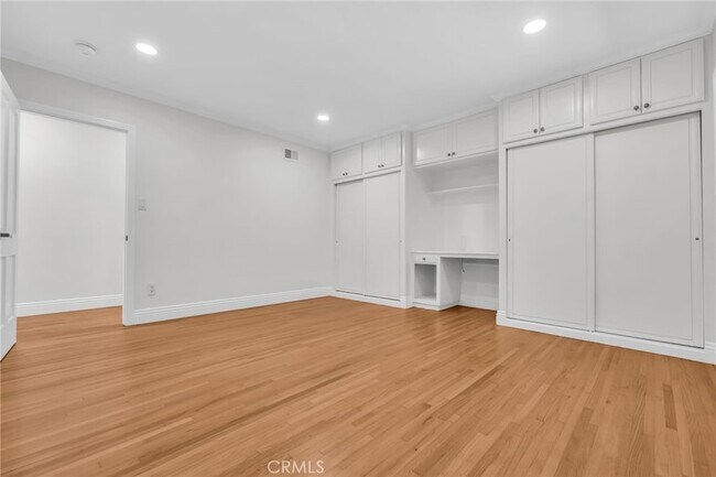 Building Photo - 2417 Sunnyside Ridge Rd