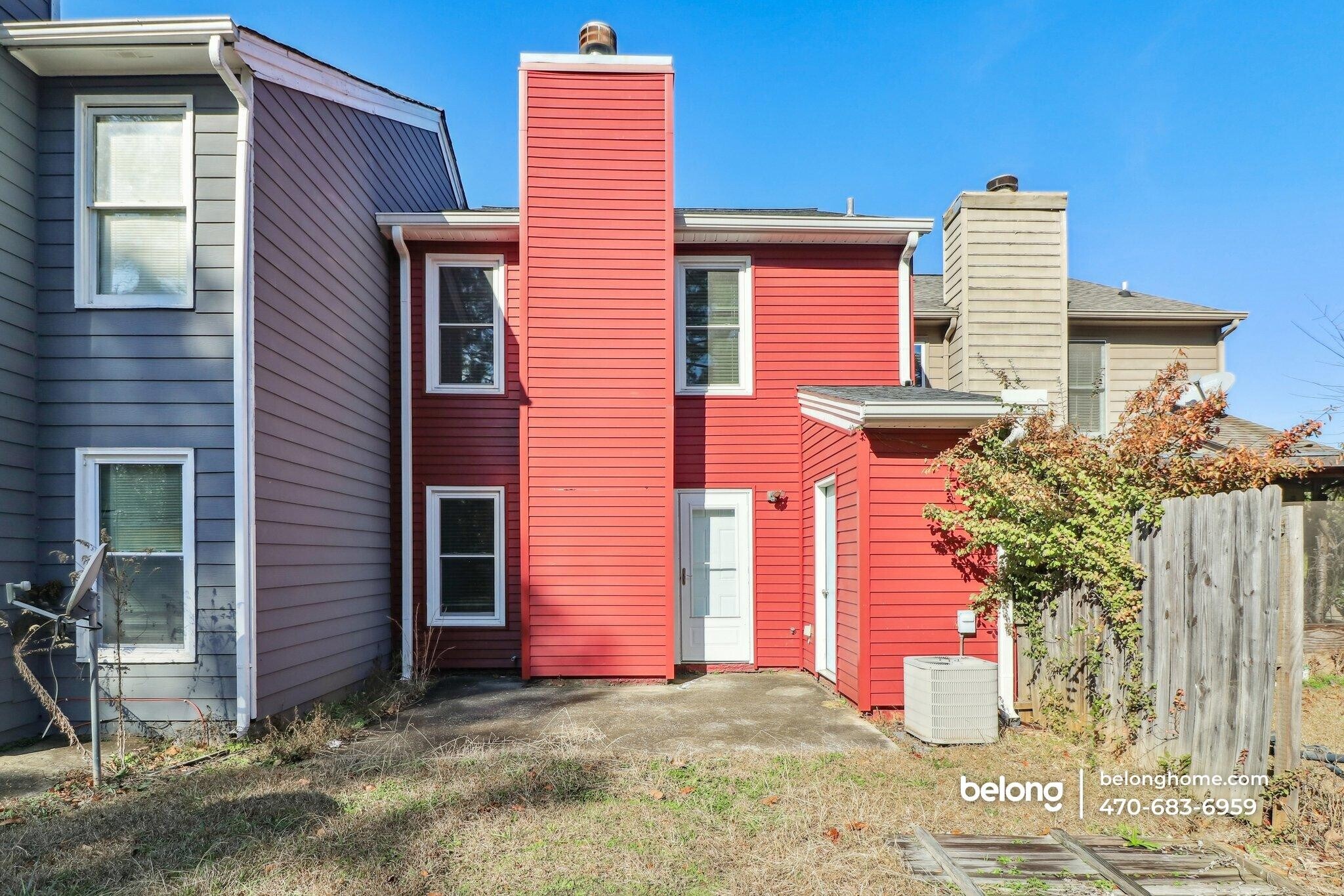 Building Photo - 8078 Woodlake Dr