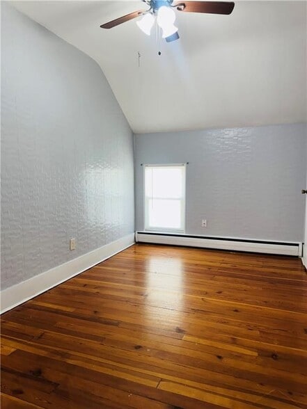 Building Photo - 63 Walnut St