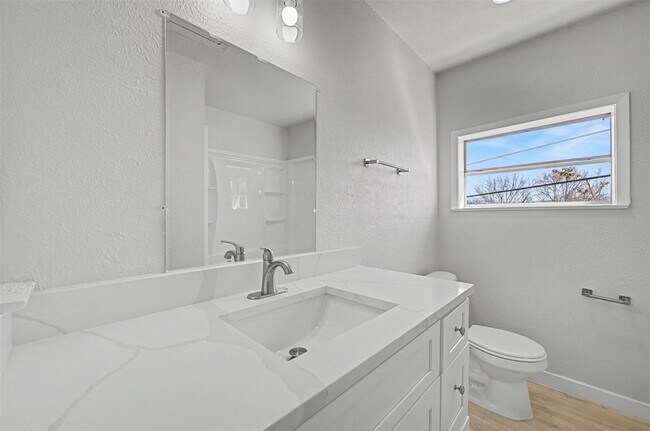 Building Photo - 9021 White Settlement Rd