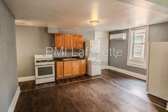Building Photo - 525 S 3rd St