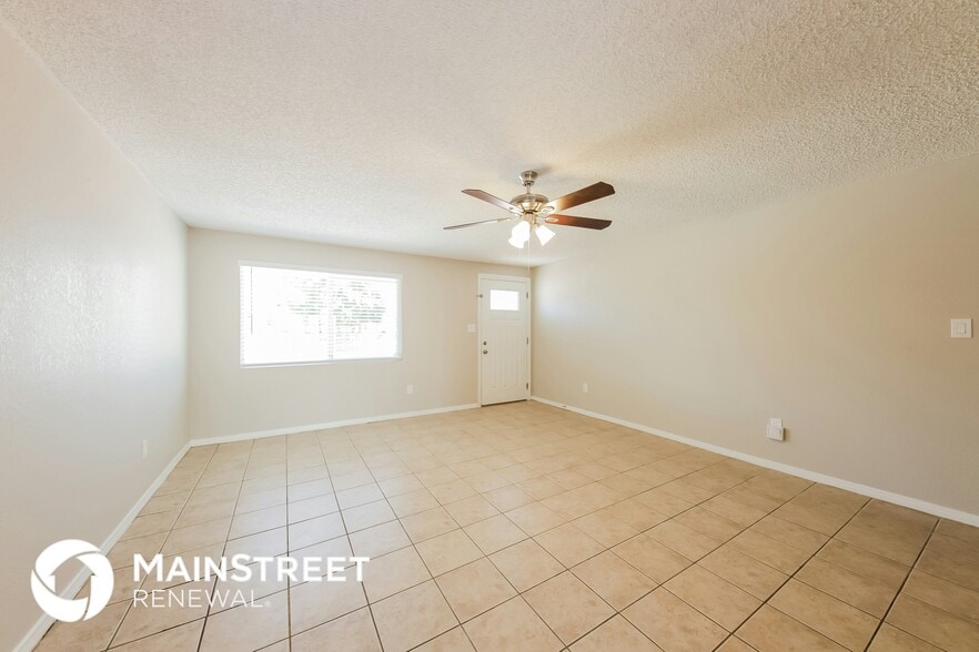 Building Photo - 6343 W Cypress St