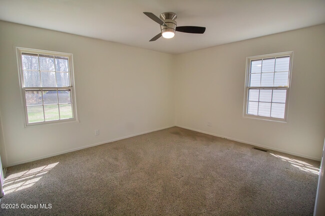 Building Photo - 31 Mildred Ln