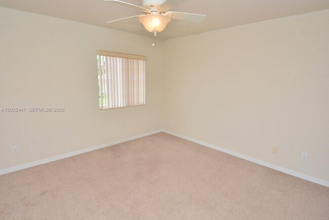 Building Photo - 4648 56th Ln
