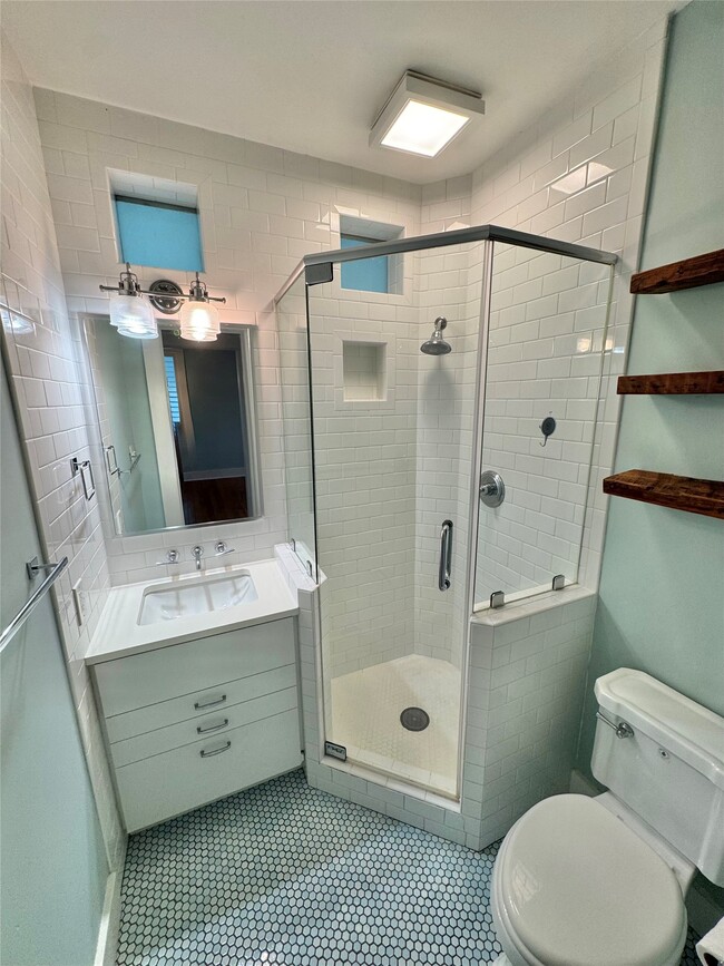 Building Photo - 2119 Avenue O 1/2