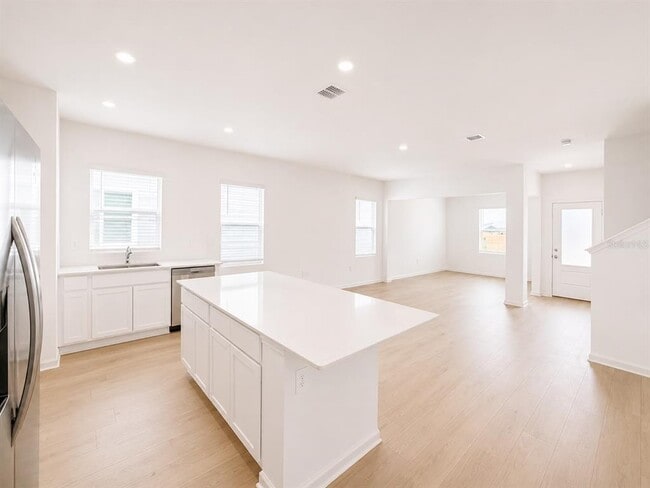 Building Photo - 5115 Loyalty Dr