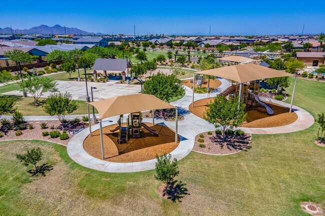 Building Photo - Gated Community Amazing ameneties