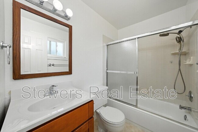 Building Photo - 7284 Brighton Dr