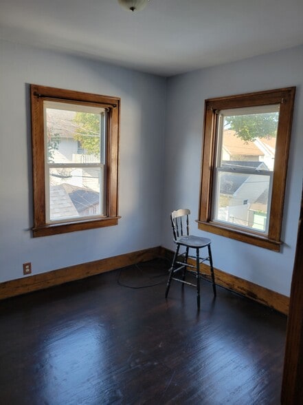 Bedroom2 - 87 McNaughton St