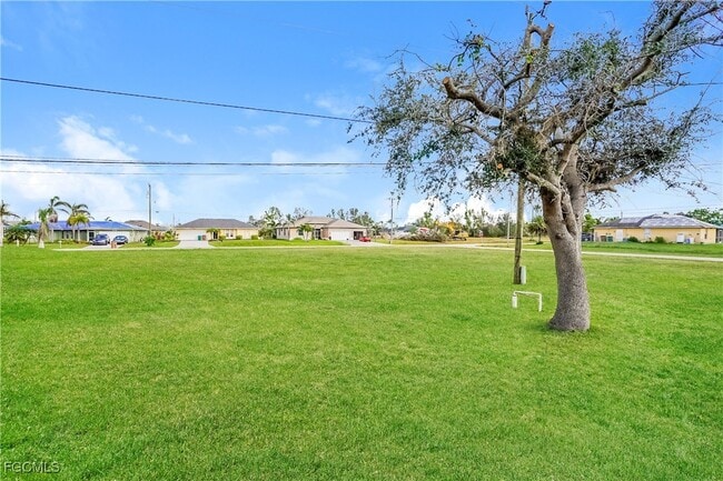 Building Photo - 1405 SW 13th Terrace