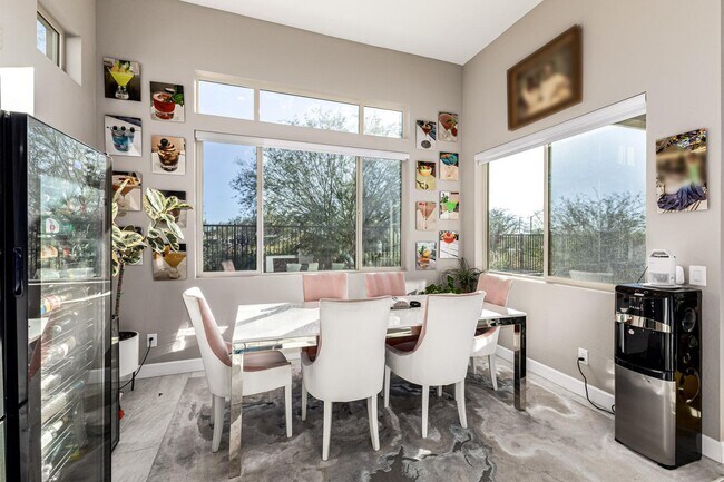 Building Photo - 7611 E Camino Vivaz