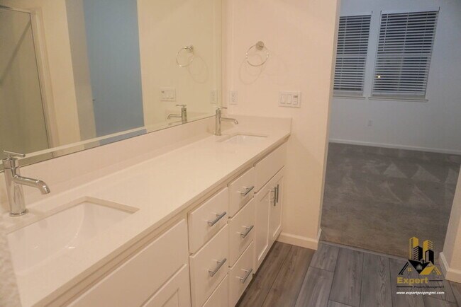 Building Photo - 2939 Limoges Walk