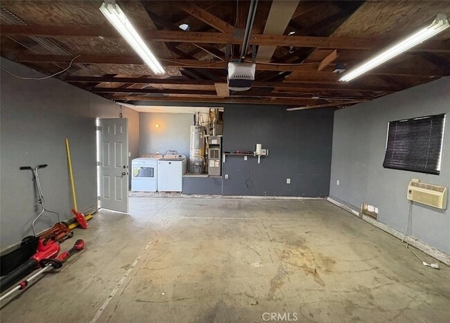 Building Photo - 14053 Bluewood Dr