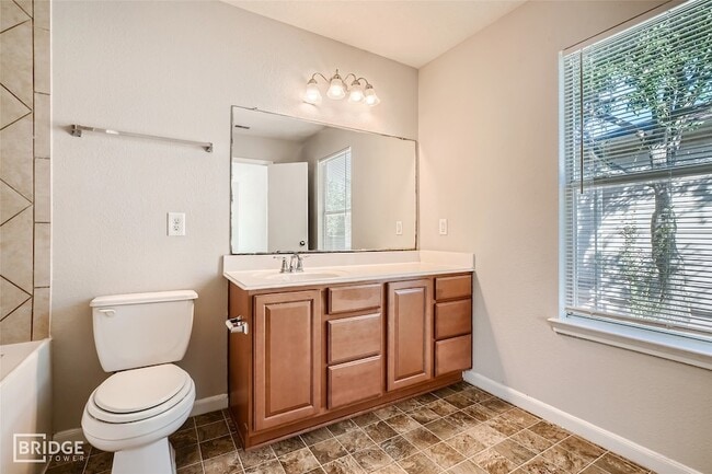 Building Photo - 514 Remington Glen Ct
