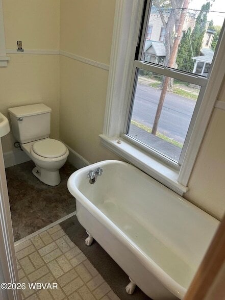 Building Photo - 336 Hastings St