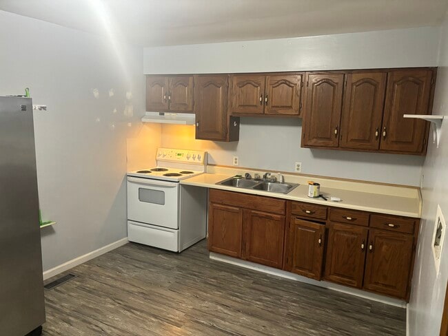 Building Photo - 11369 McFarland Ln