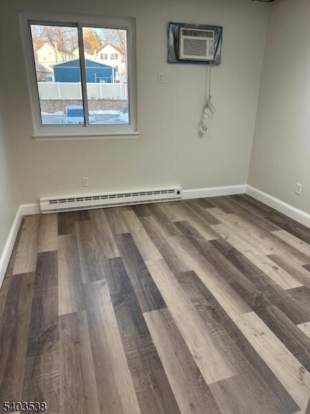 Building Photo - 234 Main St