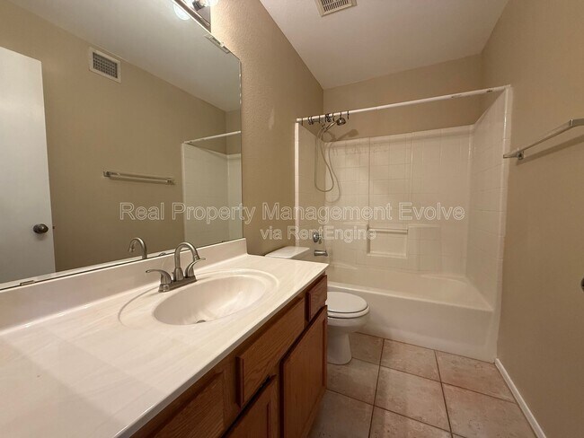 Building Photo - 17215 N 46th Pl