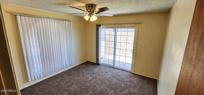 Building Photo - 415 E Frost Cir