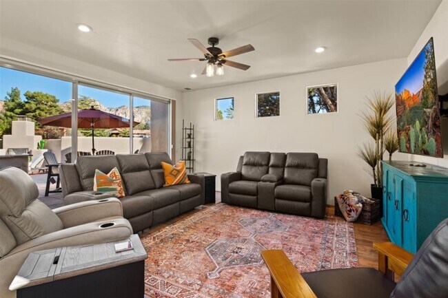 Building Photo - Vacation Rental- 30 Day rental