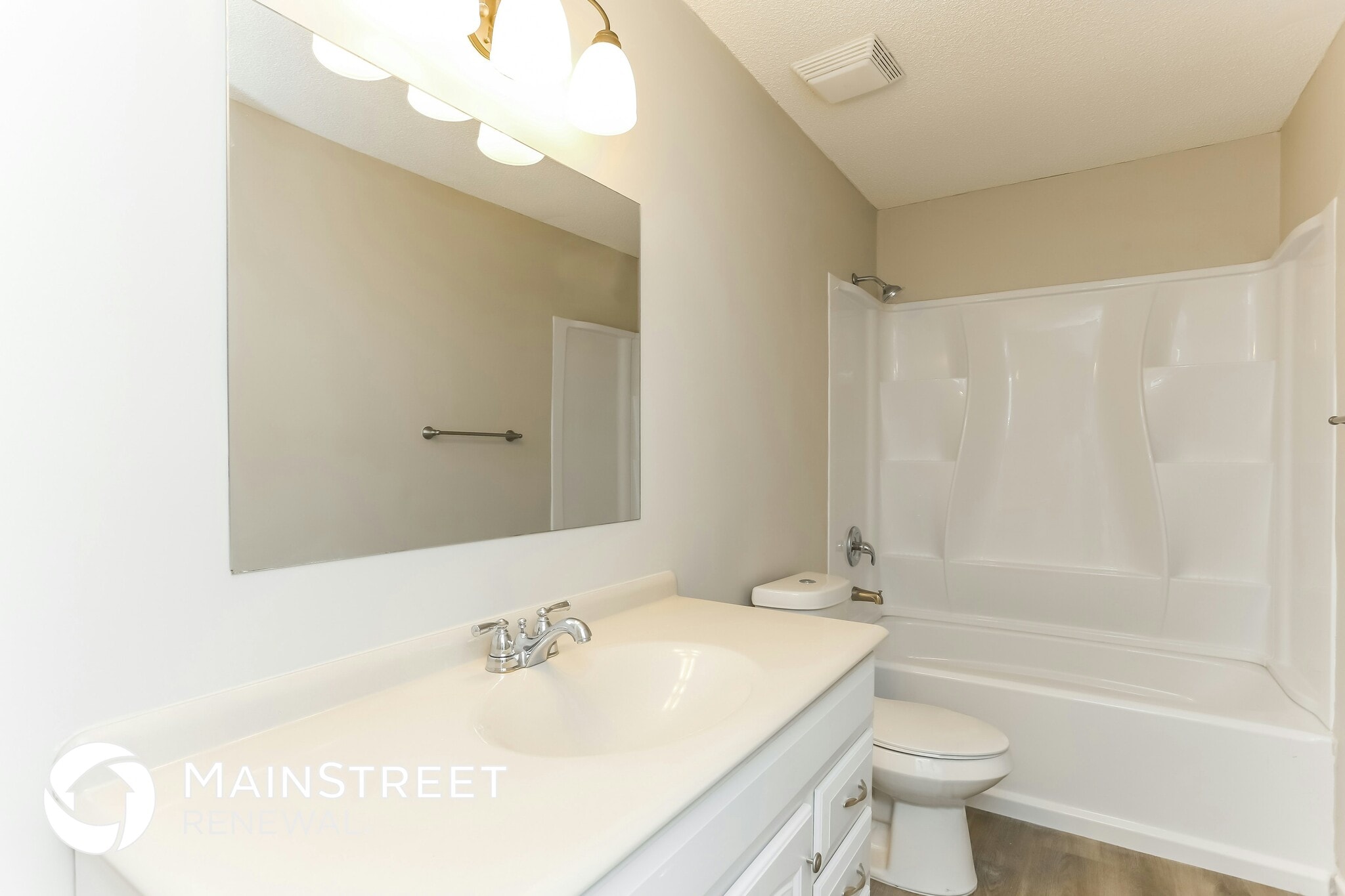 Building Photo - 43 1st Ave E