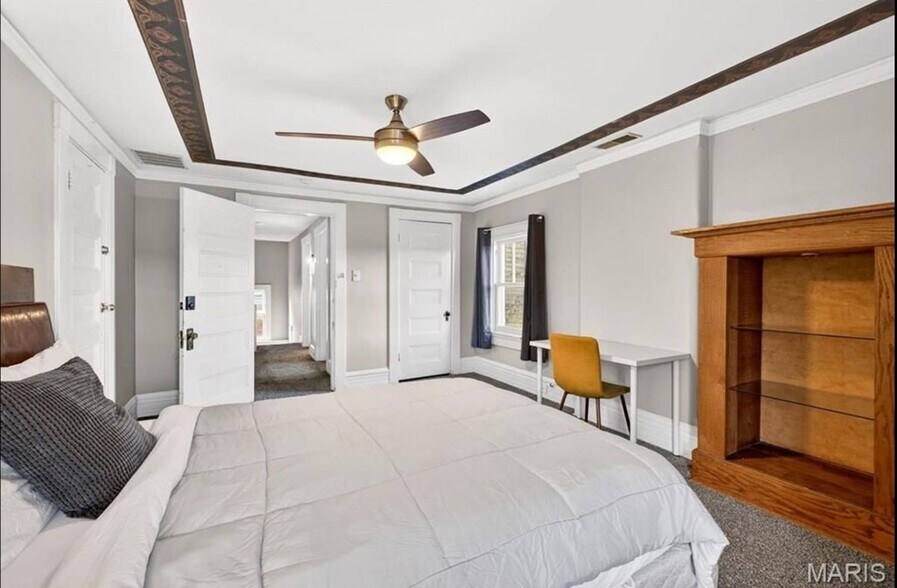 Building Photo - 5103 Waterman Blvd