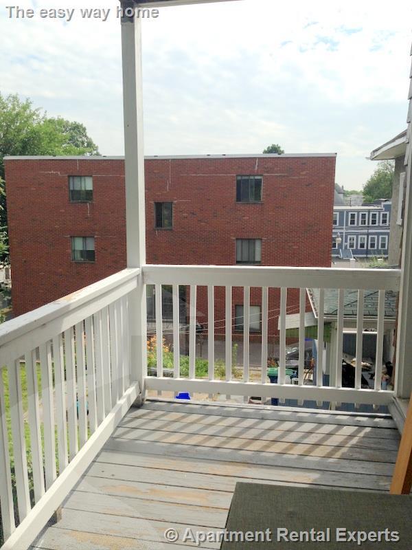 Building Photo - Somerville/Davis Square 3 Bedroom - 2 porc...