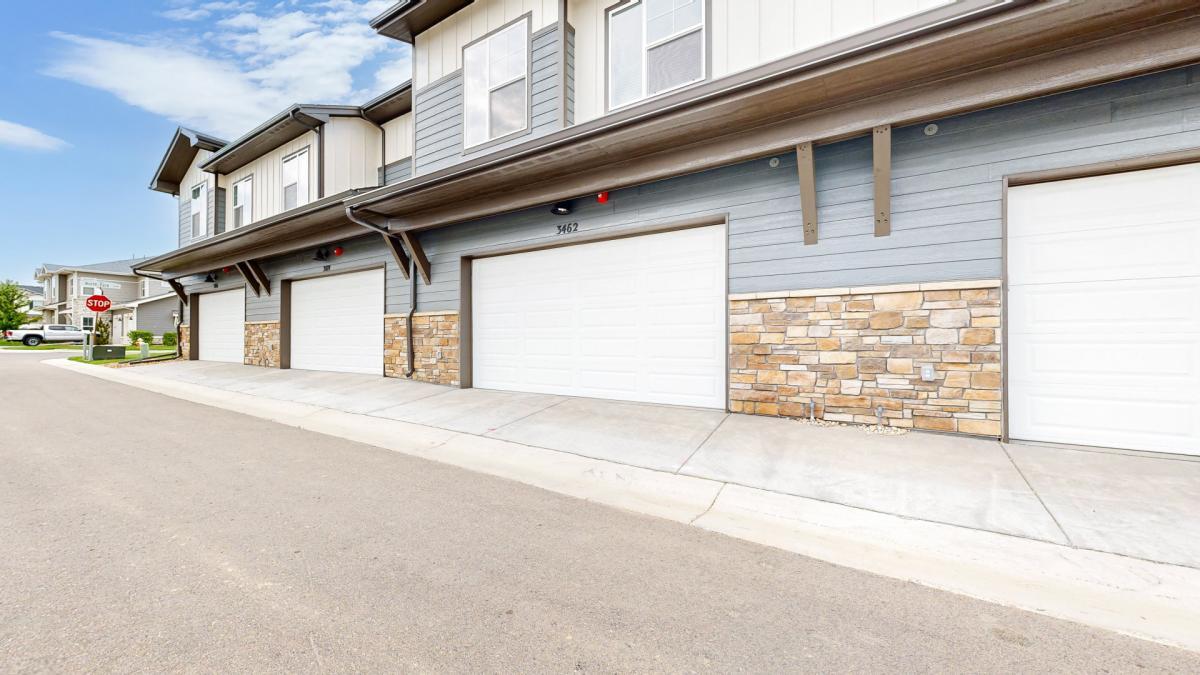 Garage / Back Entrance - 3462 Kettle Creek Dr