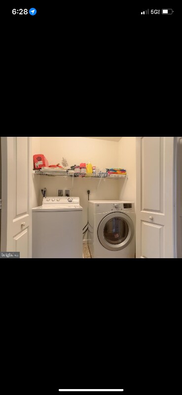 Building Photo - 33 Crooked Dr