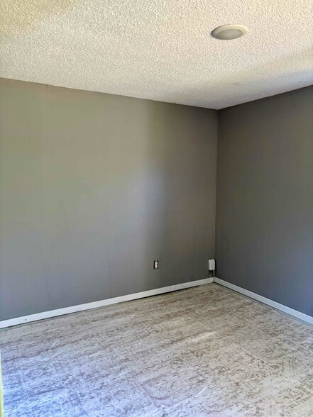 Building Photo - 1069 Tigger Loop