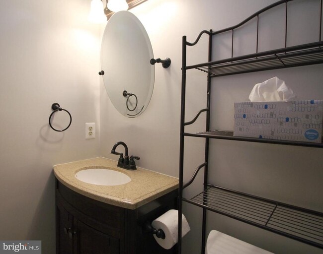 Building Photo - 7831 Gum Springs Village Dr