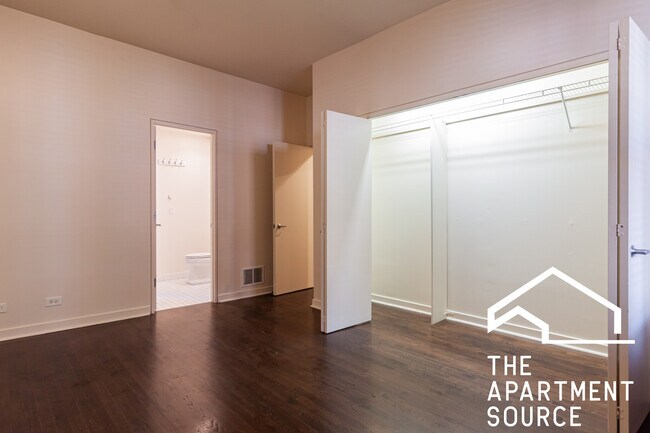 Building Photo - 1330 W Madison St