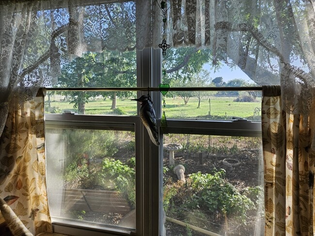 Building Photo - 1207 E County Rd 128