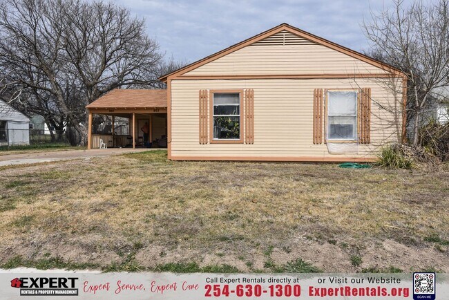 Building Photo - 903 W Kern Rd