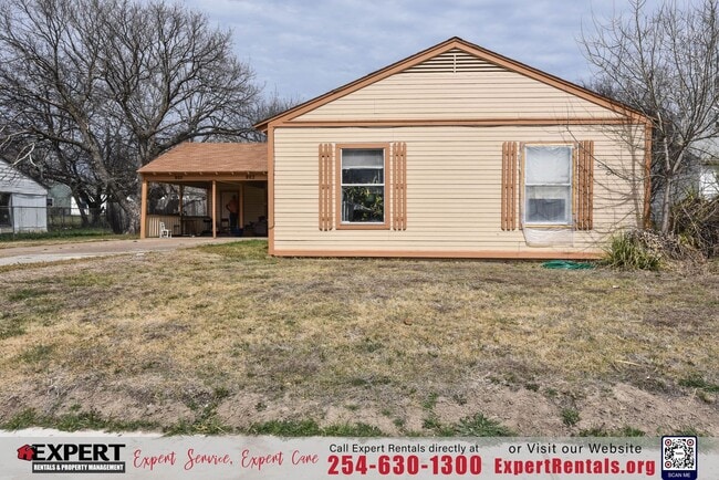 Building Photo - Newly Renovated 2BR/1BA Home with Spacious Backyard