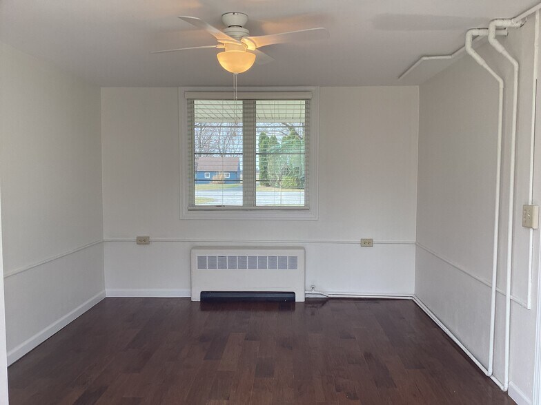 Building Photo - 6204 W Kimberly Rd