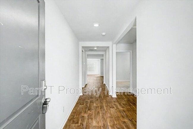Building Photo - 567 Turpentine Trl