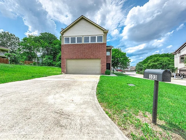 Building Photo - 103 Capetown Cir