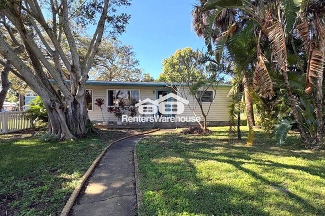 Building Photo - 3025 50th St S